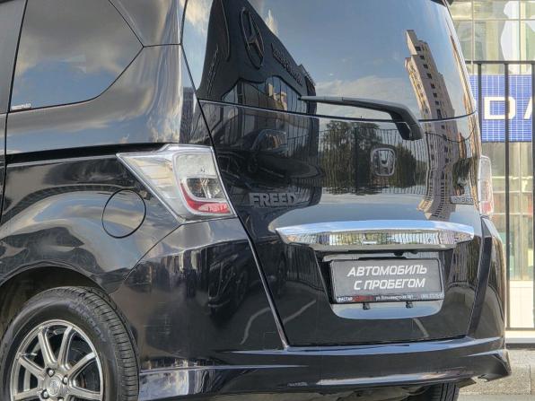 Honda Freed I Рестайлинг с пробегом 2012 года, цена 977 000 рублей, 159968 км, компактвэн, Автокод Объявления