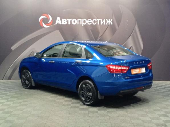 Lada (ВАЗ) Vesta I с пробегом 2021 года, цена 1 099 000 рублей, 42270 км, седан, Автокод Объявления