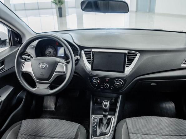 Hyundai Solaris II Рестайлинг с пробегом 2020 года, цена 1 456 000 рублей, 51885 км, седан, Автокод Объявления