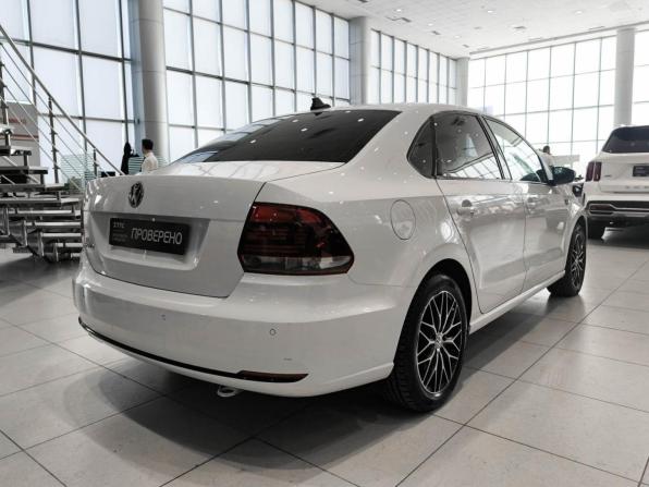Volkswagen Polo V Рестайлинг с пробегом 2018 года, цена 1 050 000 рублей, 187000 км, седан, Автокод Объявления