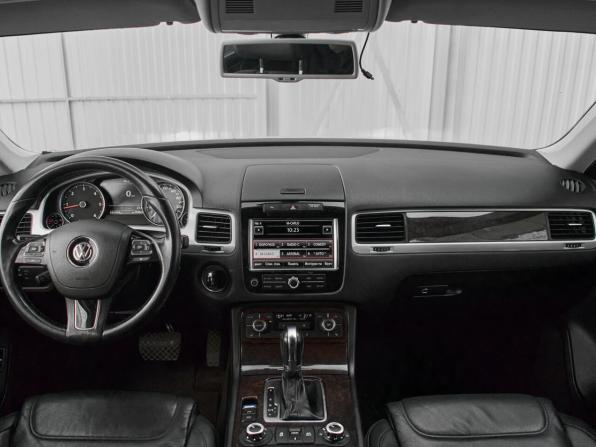 Volkswagen Touareg II с пробегом 2012 года, цена 2 490 000 рублей, 222473 км, внедорожник, Автокод Объявления