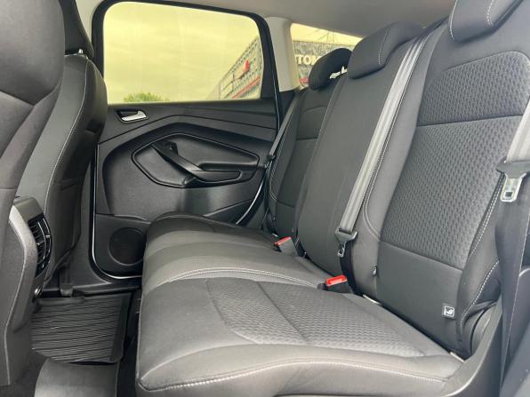 Ford Kuga II Рестайлинг с пробегом 2018 года, цена 1 597 700 рублей, 88465 км, внедорожник, Автокод Объявления