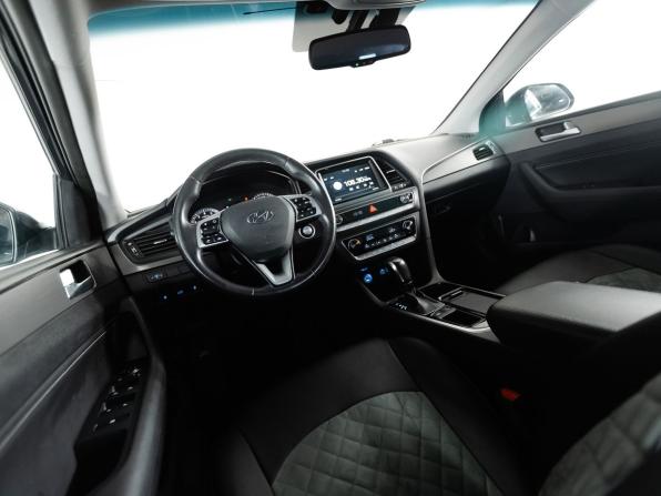 Hyundai Sonata VII (LF) Рестайлинг с пробегом 2018 года, цена 1 660 000 рублей, 88722 км, седан, Автокод Объявления