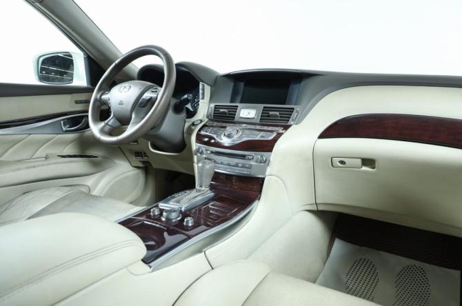 Infiniti M IV с пробегом 2013 года, цена 1 799 000 рублей, 279000 км, седан, Автокод Объявления
