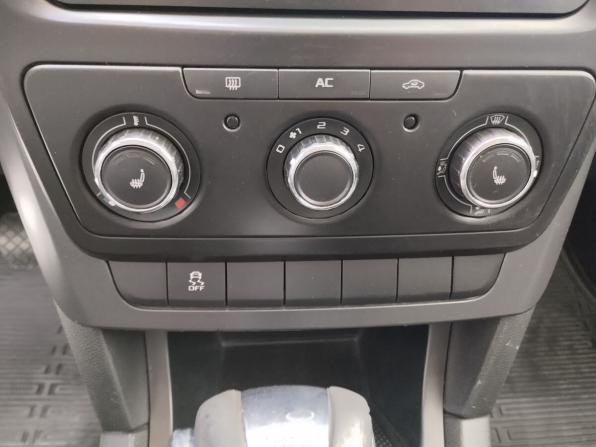 Skoda Yeti I с пробегом 2011 года, цена 720 000 рублей, 255583 км, внедорожник, Автокод Объявления