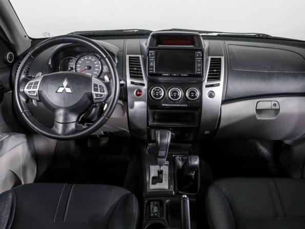 Mitsubishi Pajero Sport II Рестайлинг с пробегом 2014 года, цена 2 050 000 рублей, 185820 км, внедорожник, Автокод Объявления