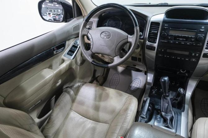 Toyota Land Cruiser Prado 120 Series Рестайлинг с пробегом 2007 года, цена 1 949 000 рублей, 180000 км, внедорожник, Автокод Объявления