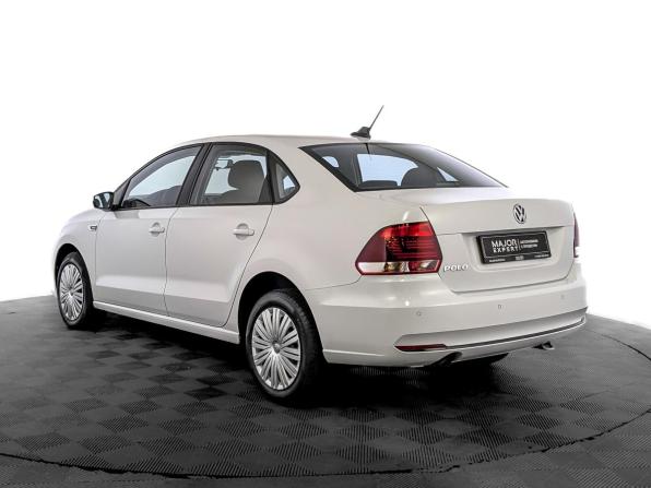 Volkswagen Polo V Рестайлинг с пробегом 2020 года, цена 1 549 000 рублей, 48399 км, седан, Автокод Объявления