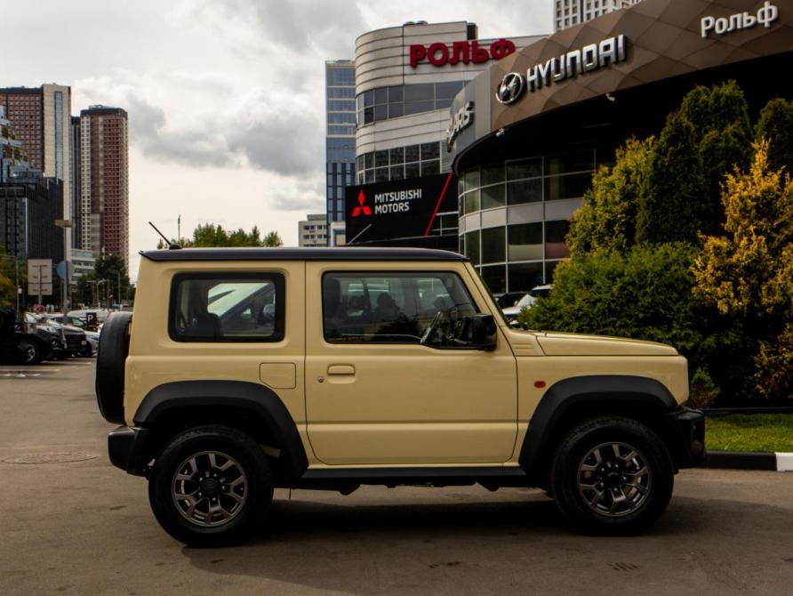 Suzuki Jimny IV Москва  - изображение 3