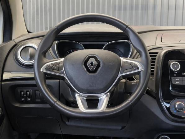 Renault Kaptur I Рестайлинг с пробегом 2020 года, цена 1 527 000 рублей, 75387 км, внедорожник, Автокод Объявления