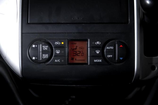 Nissan Serena III (C25) с пробегом 2010 года, цена 999 000 рублей, 205524 км, минивэн, Автокод Объявления