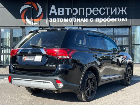 Mitsubishi Outlander III Рестайлинг 3 с пробегом 2019 года, цена 1 631 000 рублей, 308009 км, внедорожник, Автокод Объявления