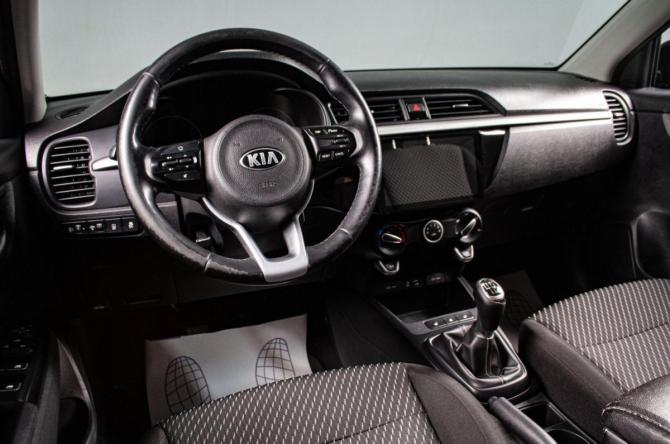 Kia Rio IV с пробегом 2018 года, цена 1 299 000 рублей, 87500 км, седан, Автокод Объявления