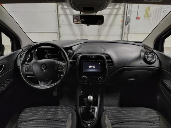 Renault Kaptur I с пробегом 2018 года, цена 1 150 000 рублей, 202100 км, внедорожник, Автокод Объявления