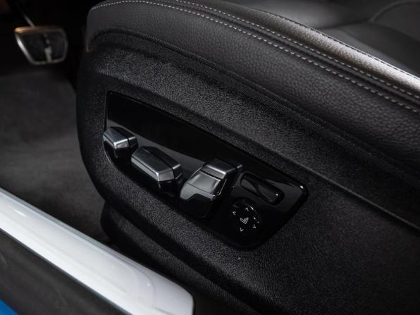BMW 7 серии VI (G11/G12) Рестайлинг с пробегом 2020 года, цена 7 670 000 рублей, 114 км, седан, Автокод Объявления