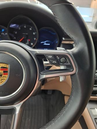 Porsche Macan I Рестайлинг с пробегом 2021 года, цена 5 490 000 рублей, 77030 км, внедорожник, Автокод Объявления