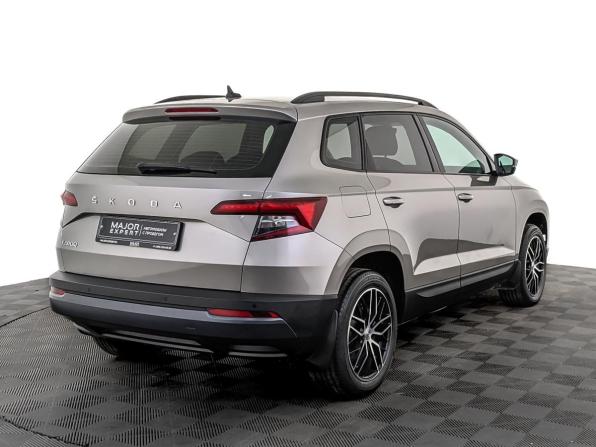 Skoda Karoq I с пробегом 2020 года, цена 2 250 000 рублей, 100700 км, внедорожник, Автокод Объявления