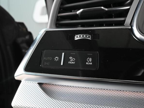 Audi Q8 I (4M) с пробегом 2020 года, цена 7 399 000 рублей, 42996 км, внедорожник, Автокод Объявления