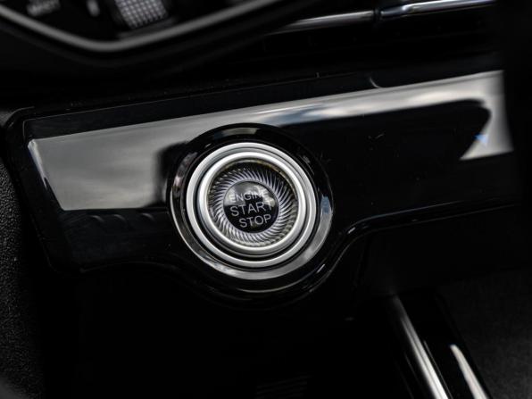 Omoda C5 I с пробегом 2023 года, цена 1 995 000 рублей, 30406 км, внедорожник, Автокод Объявления
