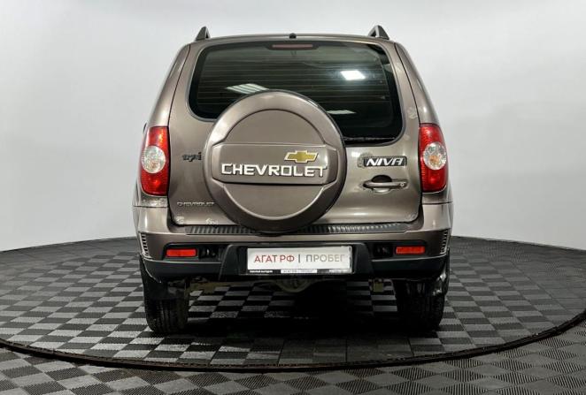 Chevrolet Niva I Рестайлинг с пробегом 2013 года, цена 325 000 рублей, 126396 км, внедорожник, Автокод Объявления