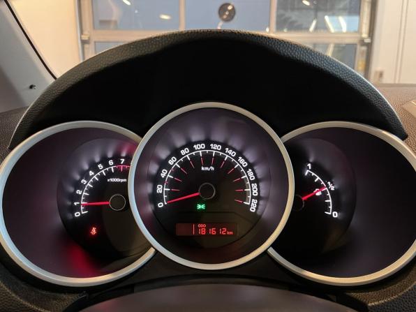Kia Venga I с пробегом 2012 года, цена 761 000 рублей, 181610 км, компактвэн, Автокод Объявления