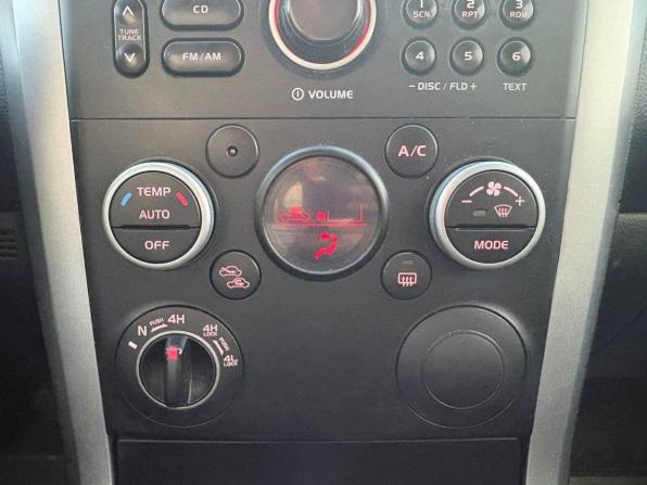 Suzuki Grand Vitara II Рестайлинг с пробегом 2010 года, цена 830 000 рублей, 201000 км, внедорожник, Автокод Объявления