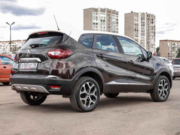 Renault Kaptur I с пробегом 2016 года, цена 1 259 000 рублей, 126957 км, внедорожник, Автокод Объявления