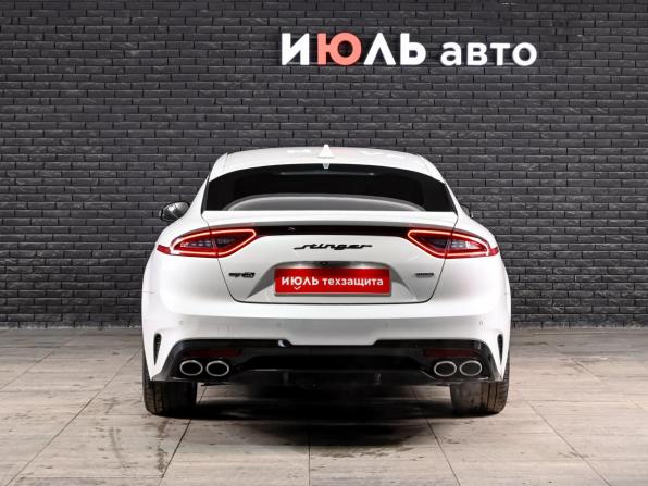 Kia Stinger I с пробегом 2018 года, цена 2 580 000 рублей, 139576 км, лифтбек, Автокод Объявления