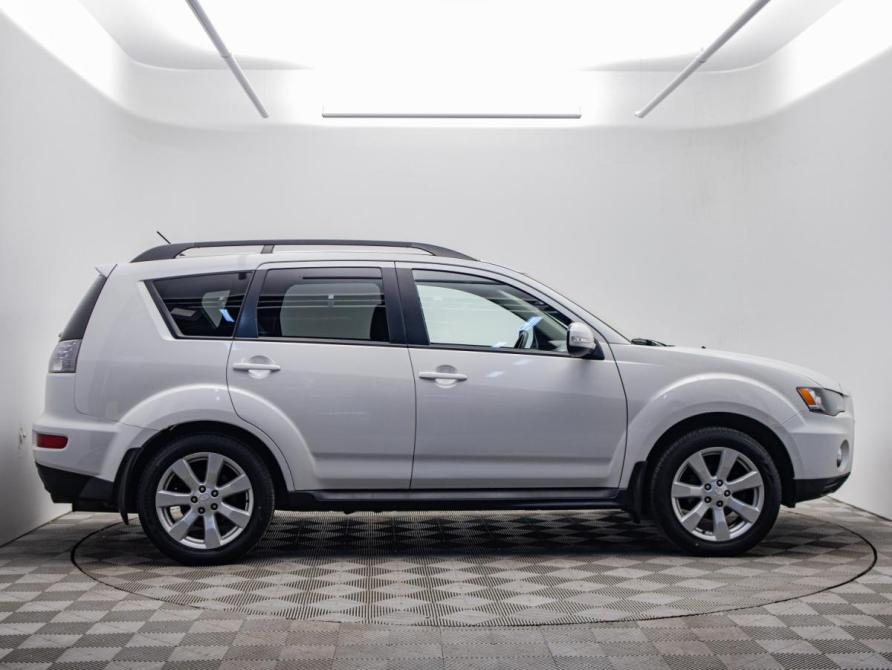 Mitsubishi Outlander II Рестайлинг Москва  - изображение 4