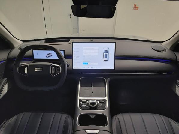 Geely EX5 EM-i с пробегом 2025 года, цена 3 099 000 рублей, 13894 км, внедорожник, Автокод Объявления