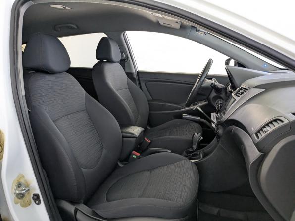 Hyundai Solaris I Рестайлинг с пробегом 2014 года, цена 1 080 000 рублей, 124658 км, хэтчбек, Автокод Объявления
