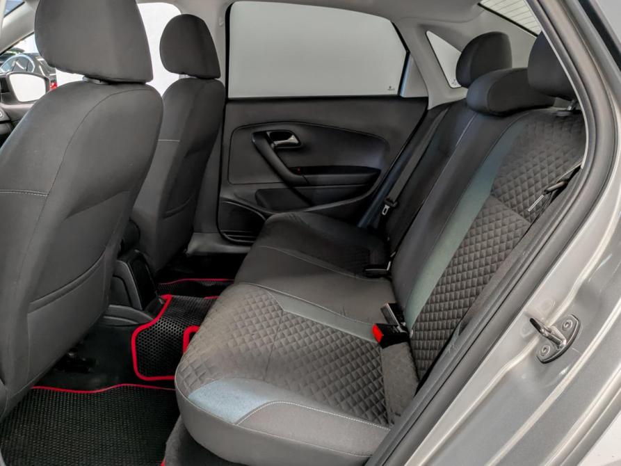 Volkswagen Polo V Рестайлинг Санкт-Петербург  - изображение 12