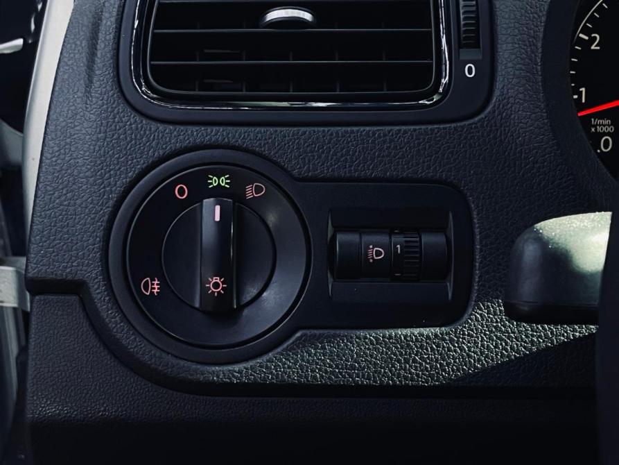 Volkswagen Polo V Рестайлинг Оренбург  - изображение 16