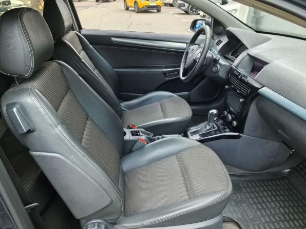 Opel Astra H Рестайлинг с пробегом 2008 года, цена 420 000 рублей, 270012 км, хэтчбек, Автокод Объявления