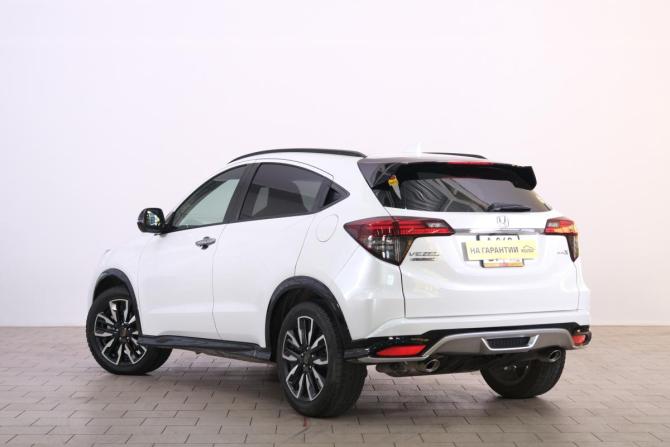 Honda Vezel I Рестайлинг с пробегом 2019 года, цена 2 599 000 рублей, 32750 км, внедорожник, Автокод Объявления