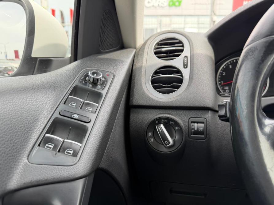 Volkswagen Tiguan I Рестайлинг Набережные Челны  - изображение 17