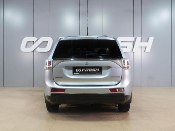 Mitsubishi Outlander III с пробегом 2013 года, цена 1 379 000 рублей, 163380 км, внедорожник, Автокод Объявления