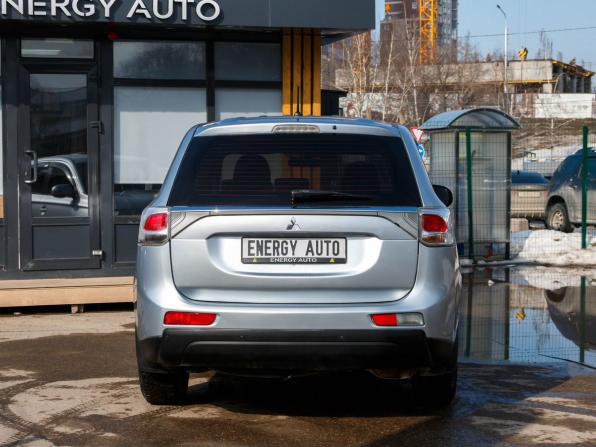Mitsubishi Outlander III с пробегом 2013 года, цена 1 200 000 рублей, 230926 км, внедорожник, Автокод Объявления