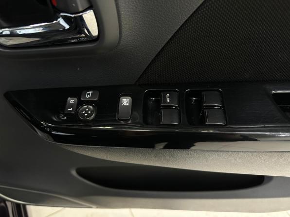 Suzuki Wagon R V с пробегом 2013 года, цена 665 000 рублей, 175700 км, хэтчбек, Автокод Объявления