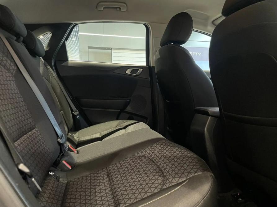 Kia Ceed III Москва  - изображение 12