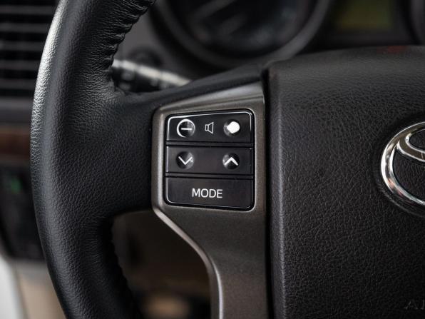 Toyota Land Cruiser Prado 150 Series с пробегом 2010 года, цена 3 000 000 рублей, 291484 км, внедорожник, Автокод Объявления