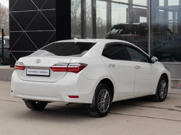 Toyota Corolla XI (E160 E170 E180) Рестайлинг 1 с пробегом 2018 года, цена 1 590 000 рублей, 83358 км, седан, Автокод Объявления
