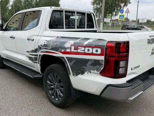 Mitsubishi L200 VI с пробегом 2025 года, цена 5 199 900 рублей, 53 км, offers.body_type.unknown, Автокод Объявления