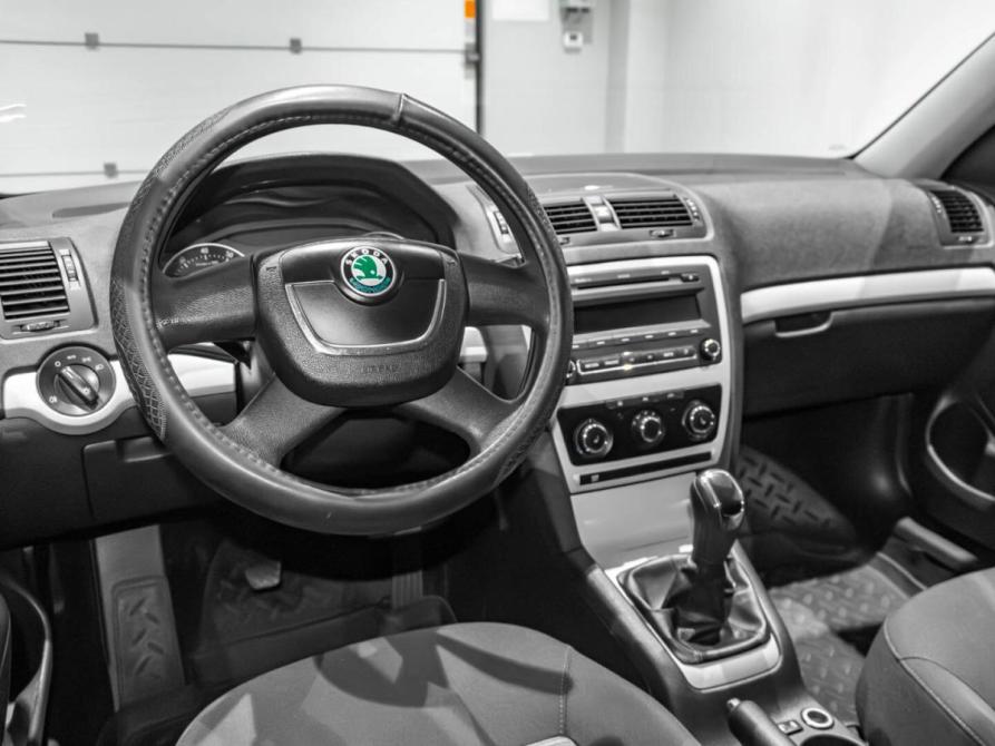 Skoda Octavia II (A5) Рестайлинг Екатеринбург  - изображение 12