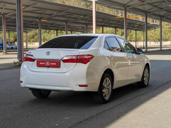 Toyota Corolla XI (E160 E170 E180) Рестайлинг 1 с пробегом 2017 года, цена 1 365 000 рублей, 168000 км, седан, Автокод Объявления