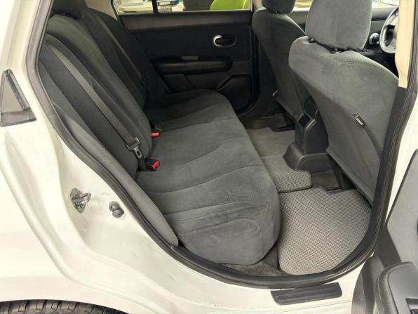 Nissan Tiida I Рестайлинг с пробегом 2013 года, цена 644 000 рублей, 212000 км, седан, Автокод Объявления