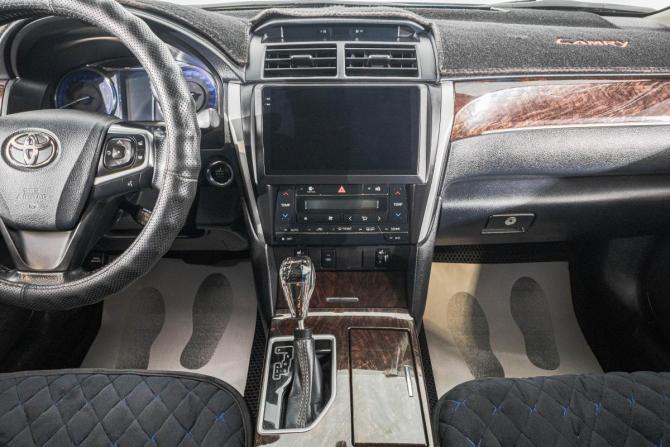 Toyota Camry VII (XV50) Рестайлинг с пробегом 2017 года, цена 2 149 000 рублей, 220000 км, седан, Автокод Объявления