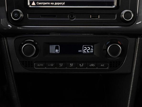 Volkswagen Polo V Рестайлинг с пробегом 2018 года, цена 1 129 000 рублей, 157749 км, седан, Автокод Объявления