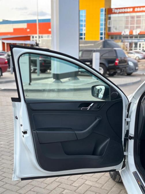 Skoda Rapid I Рестайлинг Сыктывкар  - изображение 14