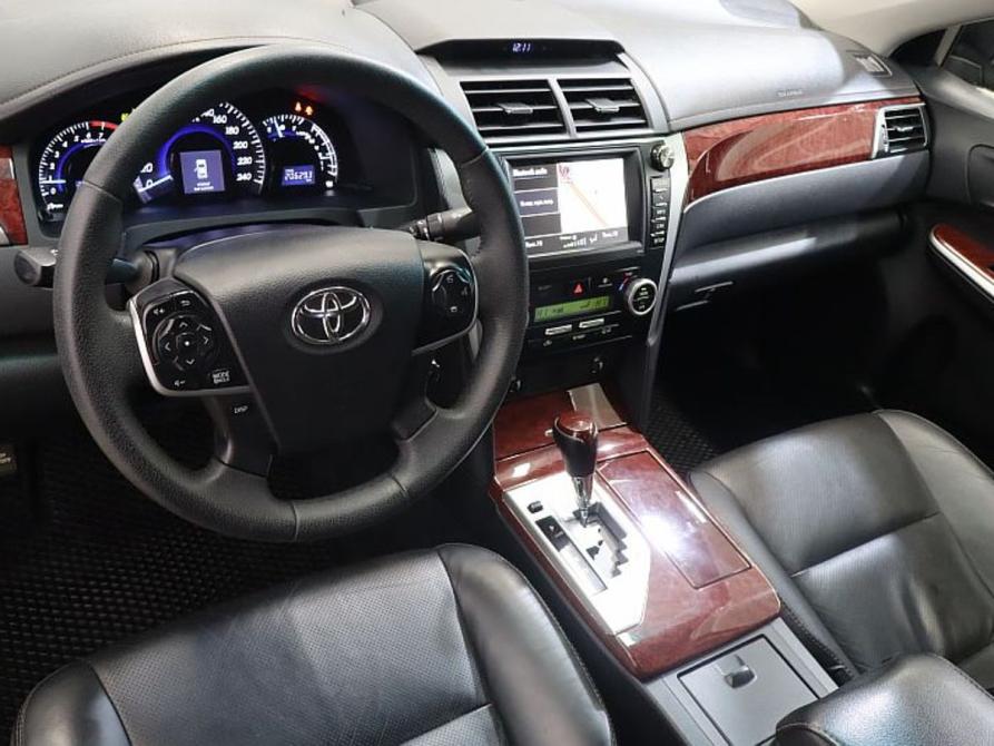 Toyota Camry VII (XV50) Калуга  - изображение 6
